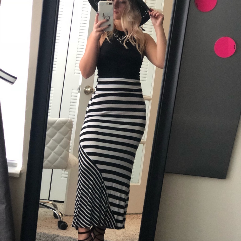 Maxi skirt